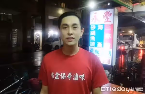 騎車發現滿地千元鈔!外送員沿路「撿157萬送警局」一毛不少 失主感動「送上滿滿謝禮」他開心喊:很知足