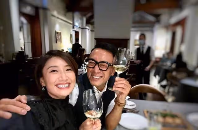 復出被挖舊情史!53歲前港姐對愛情失去信心,曾被追討14萬分手費