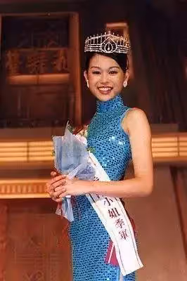 黃宗澤和胡杏兒，愛情長跑8年，為何最終還是以失敗告終？