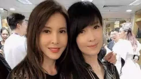 她是最美「紫衫龍王」!與吳鎮宇相戀8年,今52歲容顏不輸周慧敏!