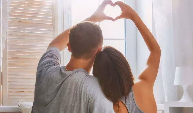 女友閨蜜是個綠茶婊，當我女友的面說我要睡她