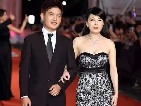 放棄10億贍養費！戈偉如「2度親自踏出豪門」敢愛敢恨　56歲「愛情長跑小10歲鮮肉」依然是美魔女