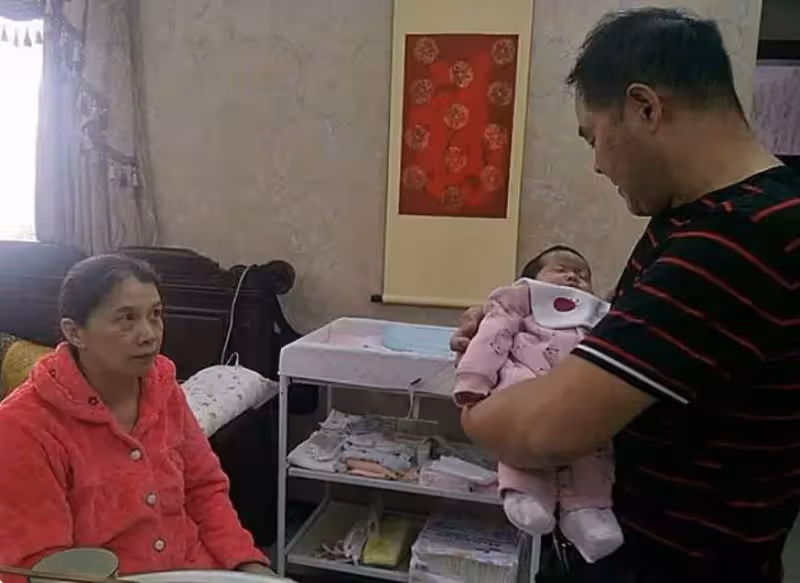 意外痛失25歲獨子！53歲母親冒險「試管3次生女」　5年後清明見兒「一封信」逼哭全網