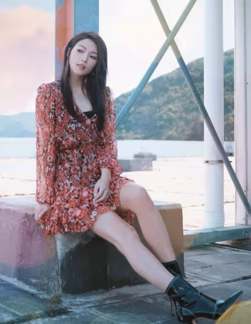 生氣!TVB人氣小花自曝曾被偷拍裙底,幸得路人幫忙發聲及時制止