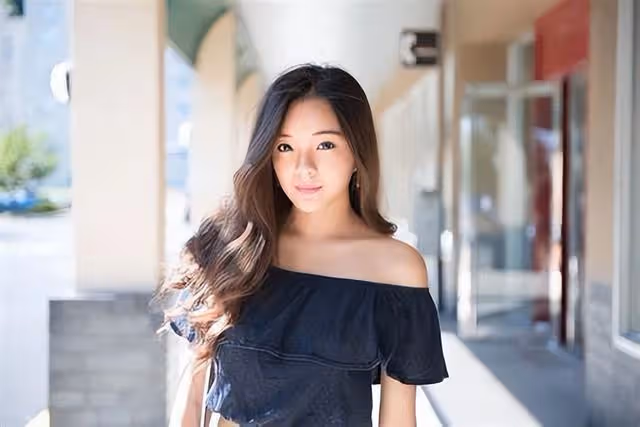 開心!前華姐冠軍因疫情與母親近3年未見,趁假期飛美國與其相聚