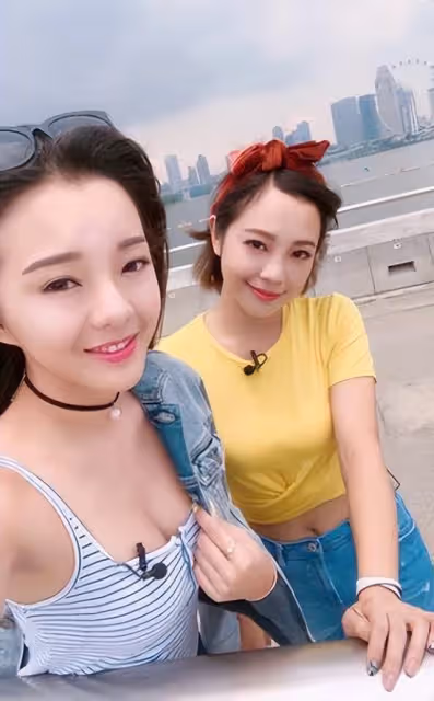 開心!前華姐冠軍因疫情與母親近3年未見,趁假期飛美國與其相聚