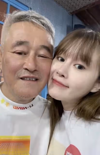 趙本山女兒和馬麗娟爭吵!不聽勸迫切結婚生子,欲將孩子丟父母帶