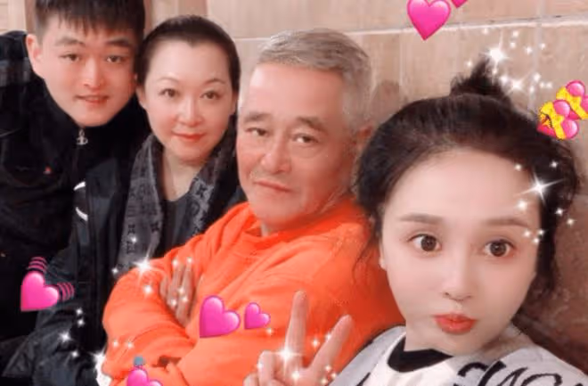 趙本山女兒和馬麗娟爭吵!不聽勸迫切結婚生子,欲將孩子丟父母帶