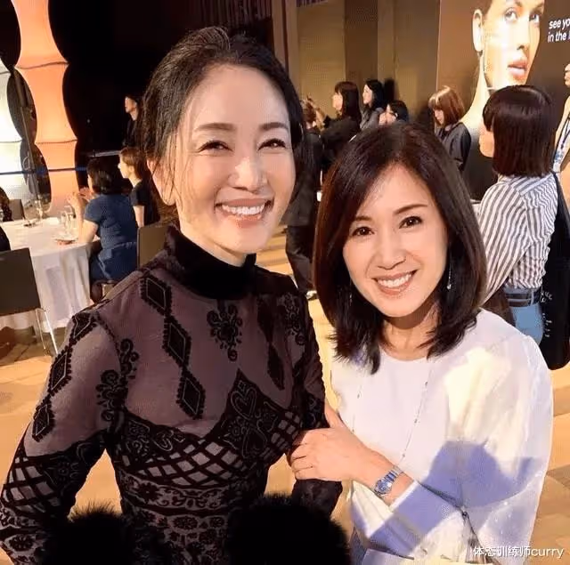 日本選美大賽52歲阿姨奪冠,身材火辣性感,想要凍齡自律不能少