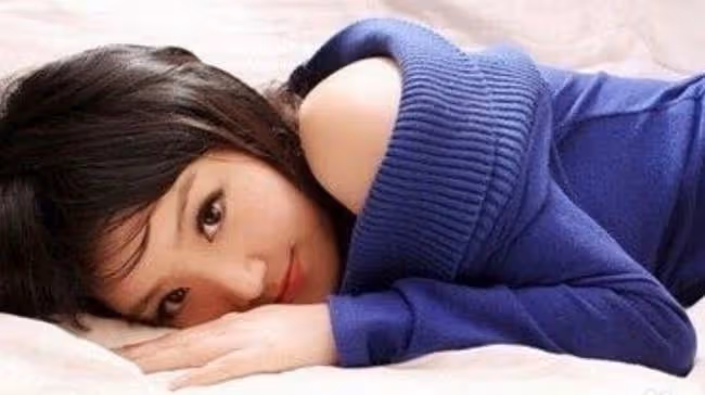 老婆是「陪玩」，她總拍勁爆照片給別人，比如護士制服、黑絲照片