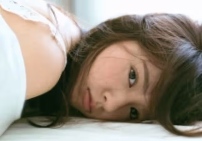 爸媽收了18萬彩禮,把我和一個陌生人關在一起,逼我圓房