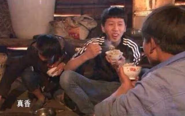 變形計主角自曝患新冠,染病五天與妹妹被困家中,無奈發聲求助