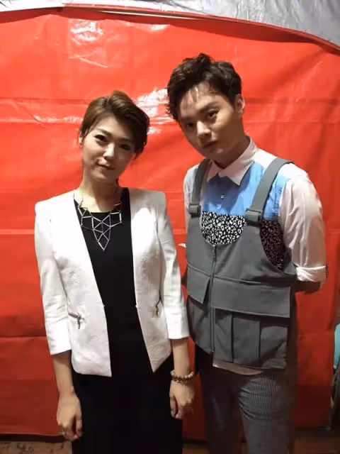 金曲歌后大方承認：我是雙性戀！自爆心目中「理想女友是她」　「交過2任女友」父母都很開放