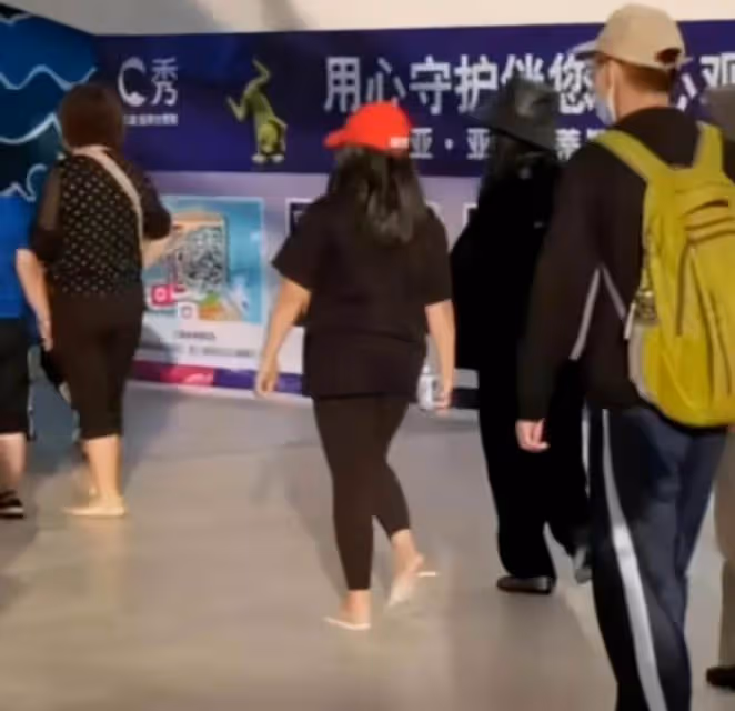 本以為李湘養女兒夠「豪」了,直到看到林心如女兒吃飯:這才叫富養