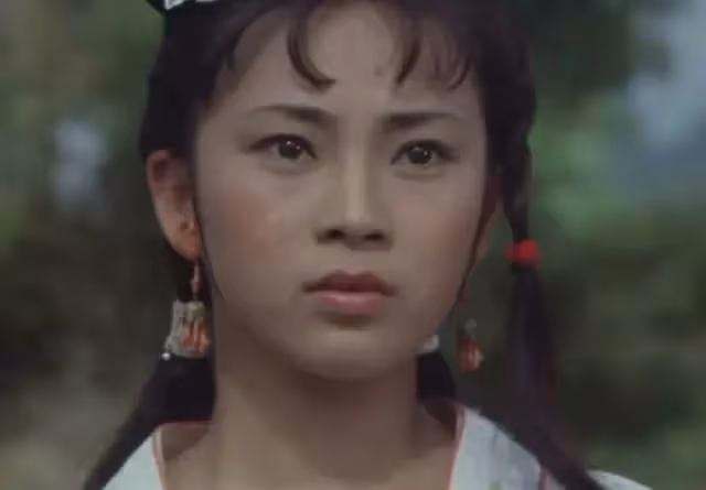 不要婚禮鑽戒！30年前「生下2女」卻被李連杰拋棄另娶她人　「住地下室10年」不認命走出陰霾