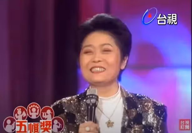 〈冰點〉她唱的!卜派歌后「低沉嗓音迷人」罹癌仍抱病演出 化療不願戴假髮「笑喊光頭最美」