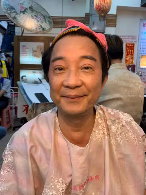 險半身不遂!《天天開心》男主持當年「重摔下半身沒知覺」65歲因傷轉行近況曝「月收入驚人」
