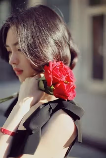 「你在外吃香喝辣，卻給我吃剩飯剩菜」婆婆痛訴兒媳，卻慘遭打臉