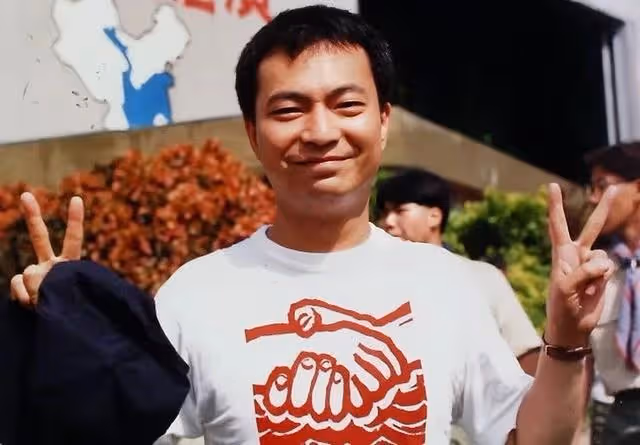 香港知名男星二度確診!被朋友傳染,自曝扁桃腺像針在刺一樣疼