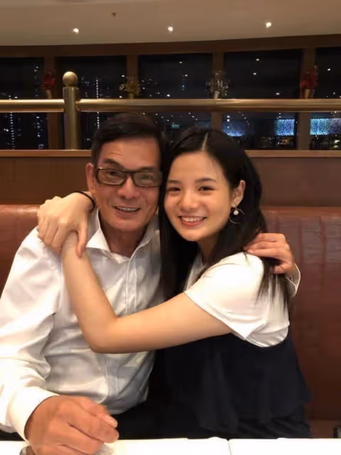 賣衛生巾裝尷尬,扮經典角色,全家上陣,過氣港星內地帶貨花招多