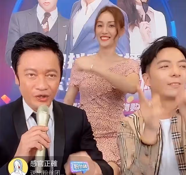 賣衛生巾裝尷尬,扮經典角色,全家上陣,過氣港星內地帶貨花招多
