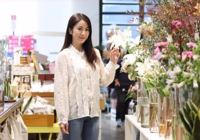 TVB女星李彩寧轉戰商界,業務拓展到內地生意好,經常回廣西探親