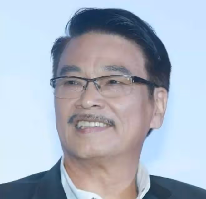 已故老戲骨吳孟達被曝生前遺願：在馬來西亞安葬！香港已無墓地出售，骨灰龕高達17萬！