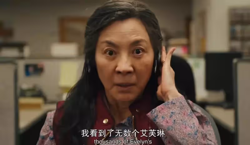 馬來西亞「功夫巨星」楊紫瓊確診，自曬病容照兩眼無神，兩天前曾參加過大型聚會