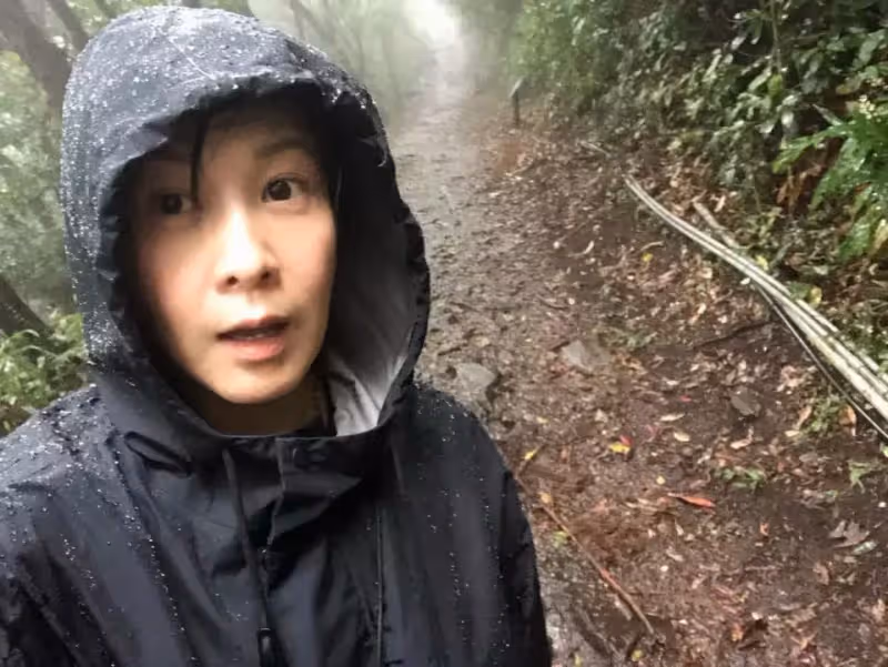 劉若英素顏挺恩師!被直擊髮量稀疏「頭皮露出來」神情憔悴 網心疼:不敢相信是同一人