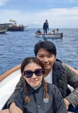 40歲沒結婚就嫁你!周明璟「甜嫁工程師老公」曝15年沒聯絡 小時候玩笑話成真「還懷上龍鳳胎」