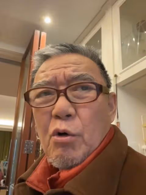李立群為上海抗疫發聲，呼籲居家拒絕外出活動，滿頭白髮近況堪憂