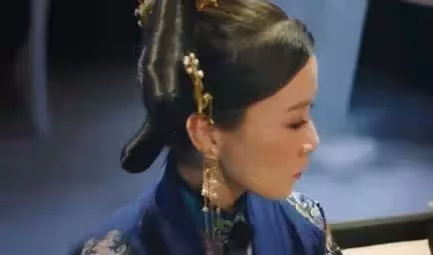 佘詩曼哭戲才叫演技，再看楊穎與劉德華對戲猛滴藥水，網友：華仔心裡是崩潰的