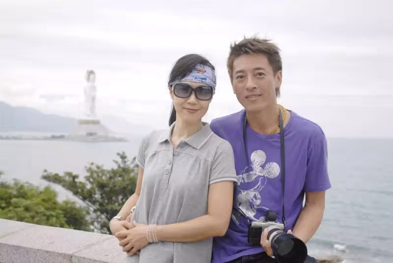 令狐沖呂頌賢，和妻子結婚多年，樂享二人世界不生子，堅持吃素多年：保持年輕的秘訣
