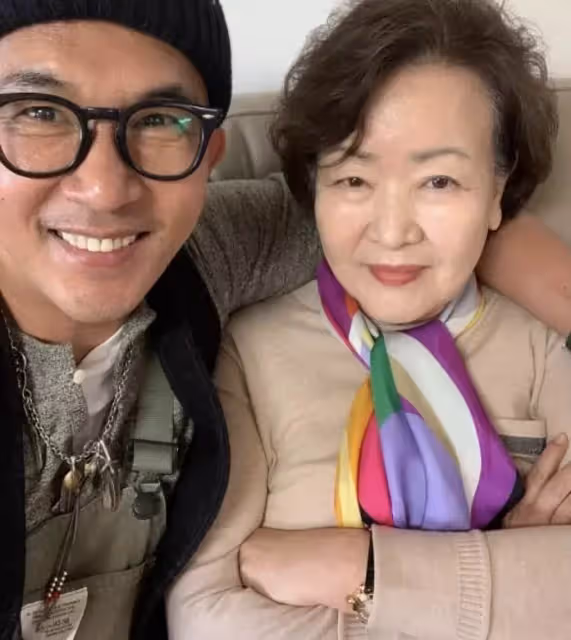 標準韓國兒媳!大S被曝為具俊曄媽媽慶生,為討好婆婆苦學韓語