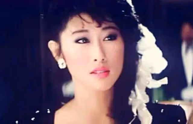 搶走閨蜜老公!她靠美貌「征服6個男人」踢走原配 多年後「驚傳小三插足婚姻」網嘆:因果輪迴