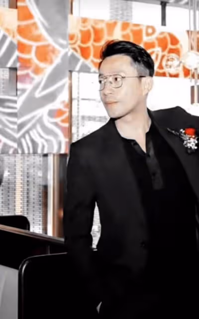 大S具俊曄完成結婚登記,兩人戀愛時間被扒,汪小菲表態要向前看