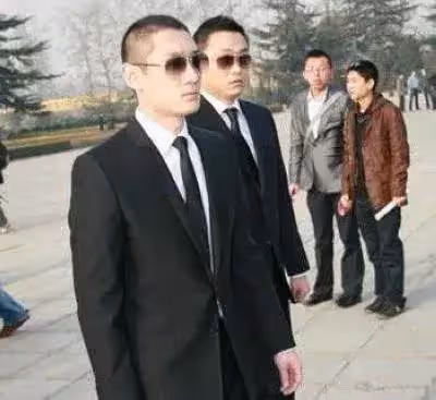 浪子回頭獨愛一人！豪門闊少「與多位女星戀愛」　終遇真愛「等她病好」就結婚：病魔無情「身穿婚紗下葬」