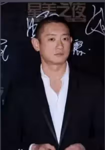 浪子回頭獨愛一人！豪門闊少「與多位女星戀愛」　終遇真愛「等她病好」就結婚：病魔無情「身穿婚紗下葬」