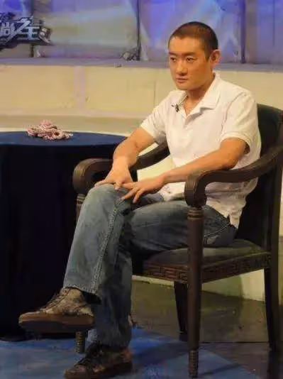浪子回頭獨愛一人！豪門闊少「與多位女星戀愛」　終遇真愛「等她病好」就結婚：病魔無情「身穿婚紗下葬」