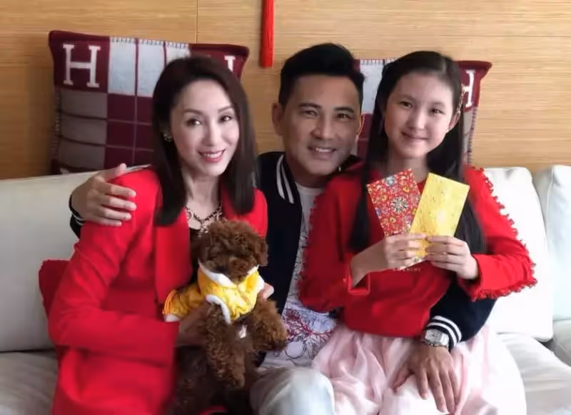 郭可盈愛女美貌太出眾，11歲林天若「大眼睛雙眼皮」繼承媽媽美貌，年學費111276港幣