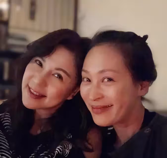 55歲TVB「古裝第一美人」曝近況,情斷梁朝偉後,如今已隱退22年