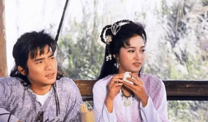 55歲TVB「古裝第一美人」曝近況,情斷梁朝偉後,如今已隱退22年