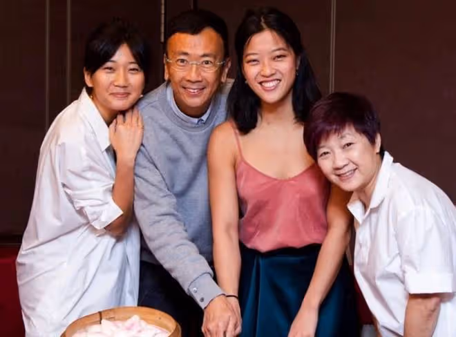 鄭丹瑞承認因情緒病與妻子吵架，開車途中直接暈倒，險些釀成車禍