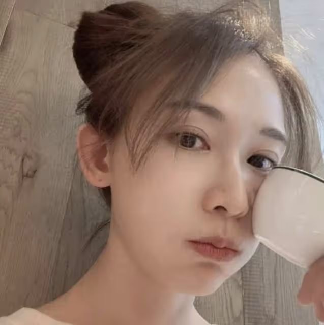 女星高齡產子圖鑑:有人脫髮老十歲、有人斷氣險喪命,林志玲獨美
