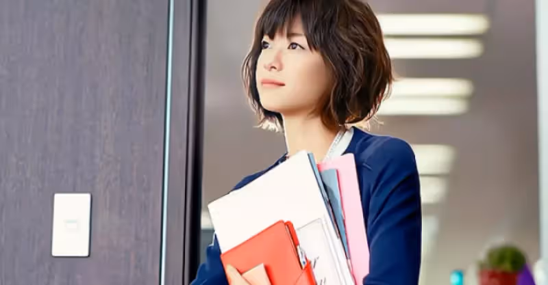 「讓你老婆來醫院伺候我，你好好掙錢」「媽，她在新婆家坐月子」