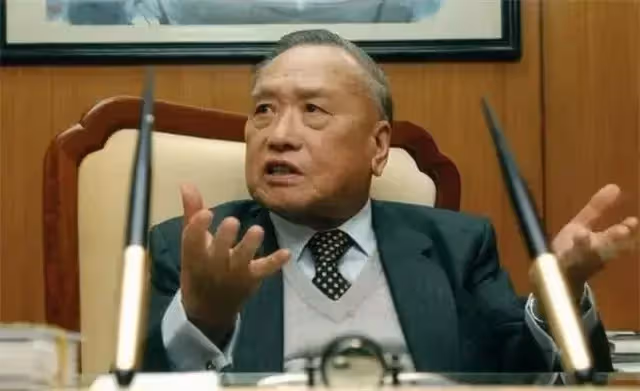 同甘共苦十幾年!他掙百億身家後「髮妻意外去世」轉身娶髮妻妹妹 晚年癡呆「無人探望」子女只顧爭奪財產