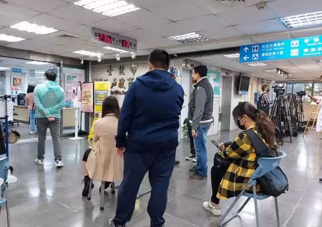 不聽勸?大S發聲證實完成結婚「S媽氣到關閉賬號」 小S無奈回應:快吐血了