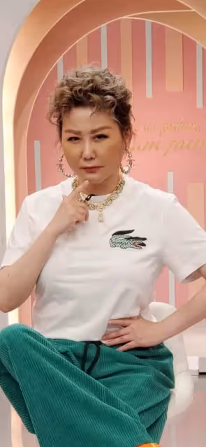 才剛酒後失控!金曲歌王深夜暴走「點名藍心湄」狂飆粗口 不滿「老婆被男人帶出去」:希望別醒來