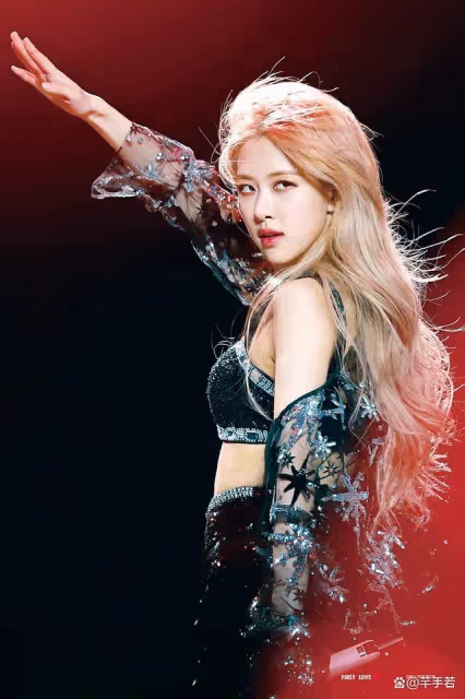BLACKPINK成員rose遭網曝,只因晚為Lisa慶生,嘔吐的表情被刷屏