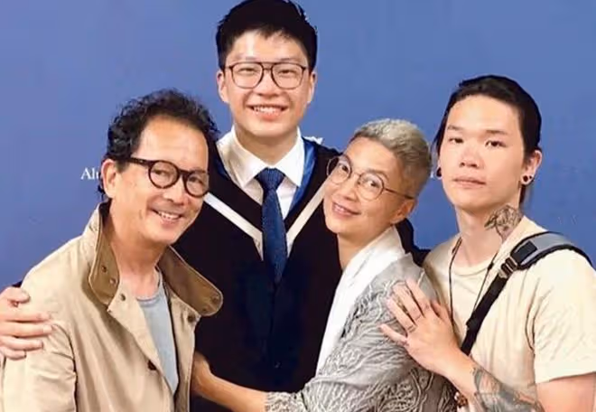 廖啟智23歲兒子戀情曝光,女友長相甜美身材好,交往多年感情穩定